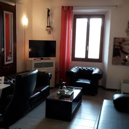 Apartamento With View - Italy *
